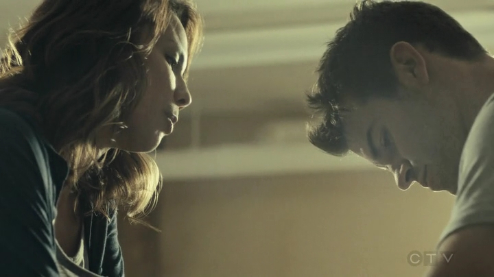 VampireDiariesWorld_dot_nl-SavingHope3x10-1222.jpg