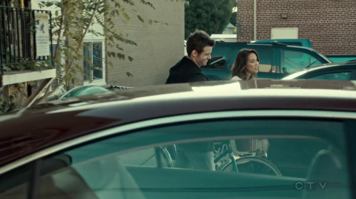 VampireDiariesWorld_dot_nl-SavingHope3x10-1835.jpg