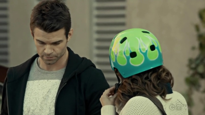 VampireDiariesWorld_dot_nl-SavingHope3x10-1843.jpg