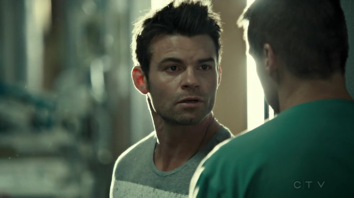 VampireDiariesWorld_dot_nl-SavingHope3x10-2102.jpg VampireDiariesWorld_dot_nl-SavingHope3x10-2102.jpg