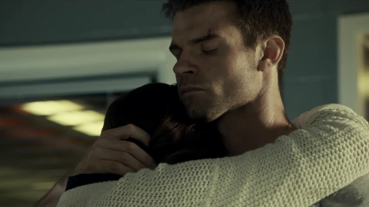 VampireDiariesWorld_dot_nl-SavingHope3x10-2332.jpg