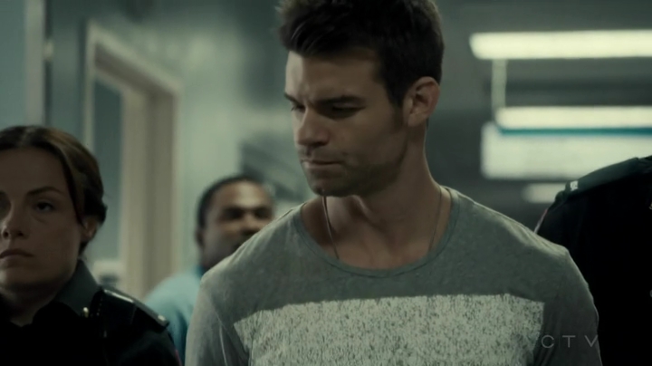 VampireDiariesWorld_dot_nl-SavingHope3x10-2478.jpg