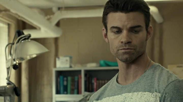 VampireDiariesWorld_dot_nl-SavingHope3x10-576.jpg