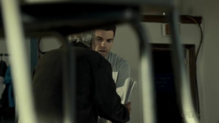 VampireDiariesWorld_dot_nl-SavingHope3x10-779.jpg