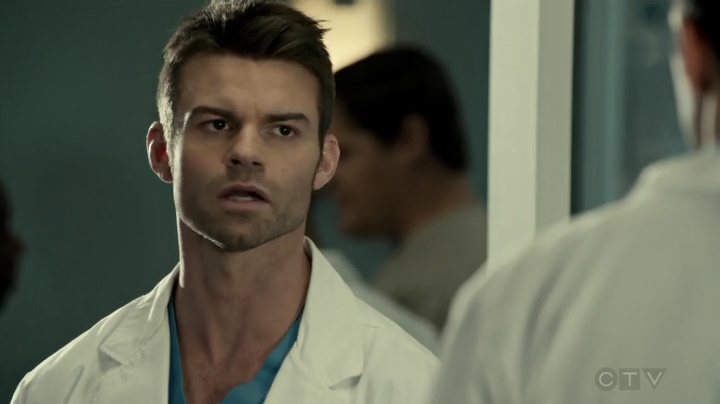 VampireDiariesWorld_dot_nl-SavingHope3x12-1054.jpg