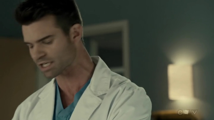 VampireDiariesWorld_dot_nl-SavingHope3x12-1451.jpg