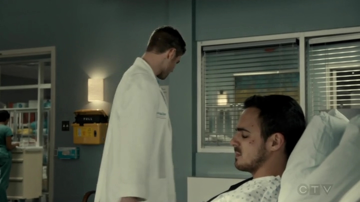 VampireDiariesWorld_dot_nl-SavingHope3x12-1478.jpg