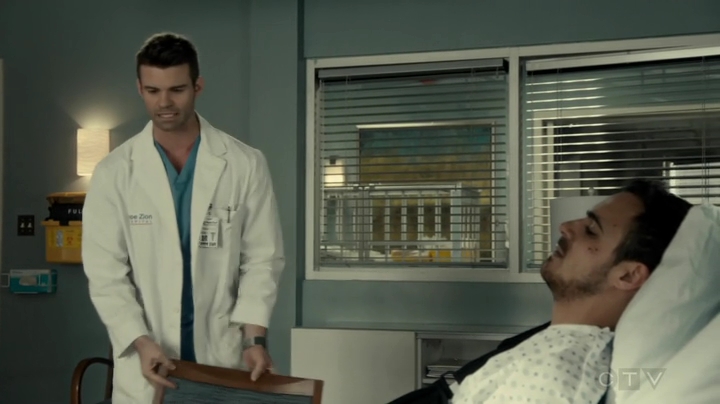 VampireDiariesWorld_dot_nl-SavingHope3x12-1484.jpg