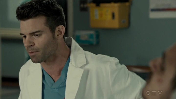VampireDiariesWorld_dot_nl-SavingHope3x12-1494.jpg