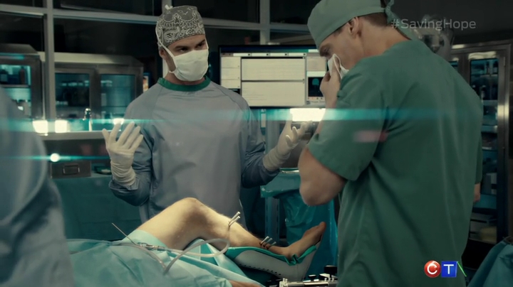 VampireDiariesWorld_dot_nl-SavingHope3x12-1698.jpg