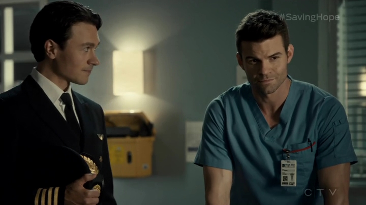 VampireDiariesWorld_dot_nl-SavingHope3x12-2080.jpg