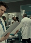 VampireDiariesWorld_dot_nl-SavingHope3x12-380.jpg