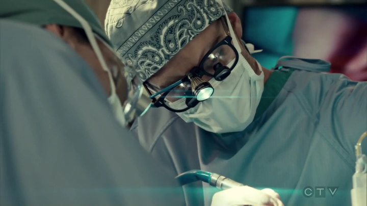 VampireDiariesWorld_dot_nl-SavingHope3x13-1770.jpg