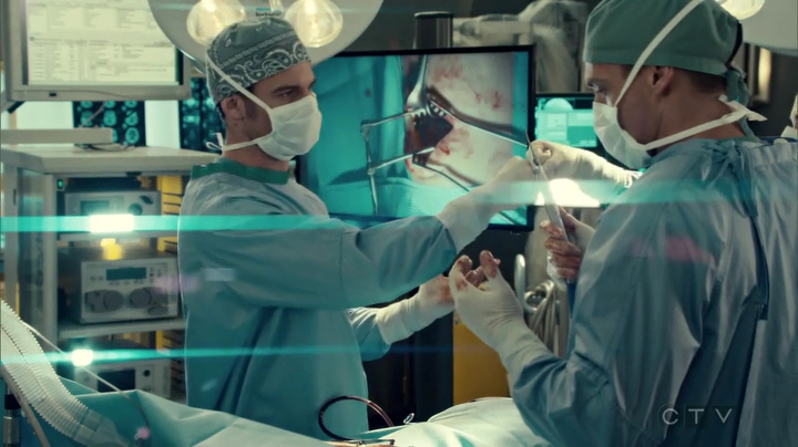 VampireDiariesWorld_dot_nl-SavingHope3x13-2004.jpg