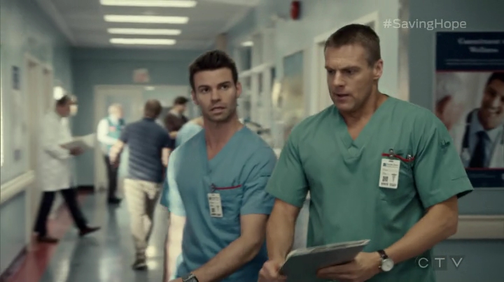 VampireDiariesWorld_dot_nl-SavingHope3x13-397.jpg