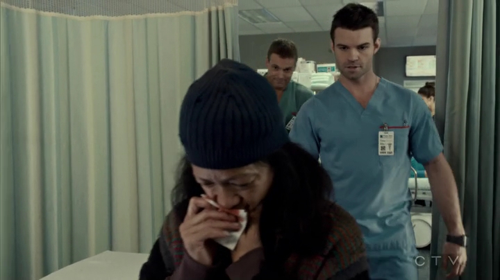 VampireDiariesWorld_dot_nl-SavingHope3x13-404.jpg