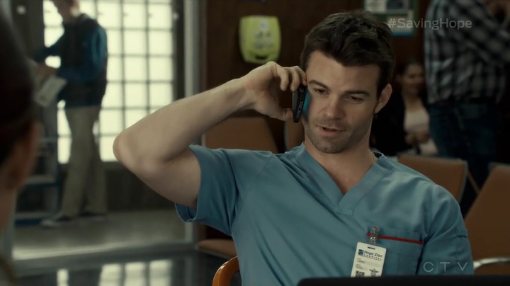 VampireDiariesWorld_dot_nl-SavingHope3x14-053.jpg