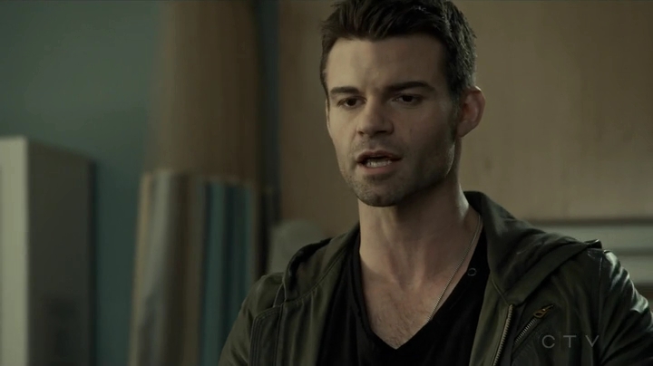 VampireDiariesWorld_dot_nl-SavingHope3x14-1184.jpg