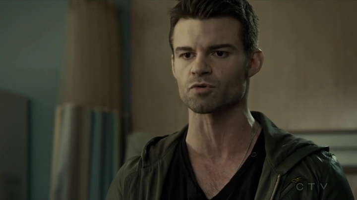 VampireDiariesWorld_dot_nl-SavingHope3x14-1197.jpg