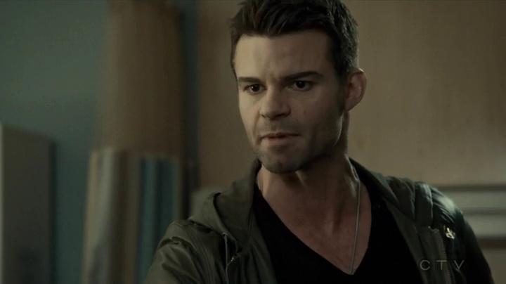 VampireDiariesWorld_dot_nl-SavingHope3x14-1208.jpg