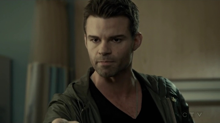 VampireDiariesWorld_dot_nl-SavingHope3x14-1216.jpg