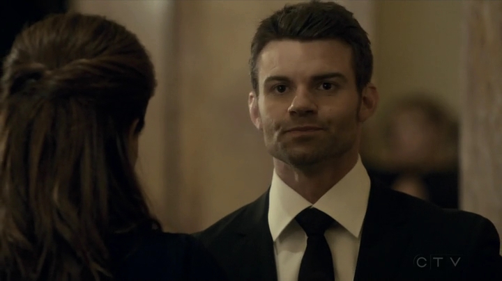 VampireDiariesWorld_dot_nl-SavingHope3x14-1608.jpg