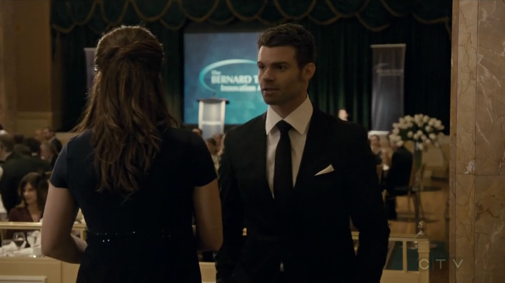 VampireDiariesWorld_dot_nl-SavingHope3x14-1617.jpg