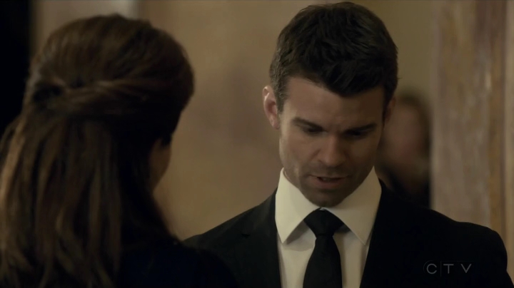 VampireDiariesWorld_dot_nl-SavingHope3x14-1623.jpg