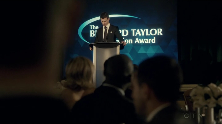 VampireDiariesWorld_dot_nl-SavingHope3x14-1956.jpg