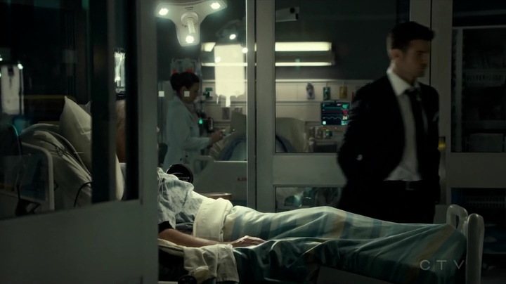 VampireDiariesWorld_dot_nl-SavingHope3x14-2360.jpg