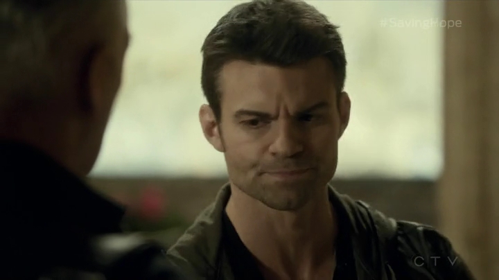 VampireDiariesWorld_dot_nl-SavingHope3x14-362.jpg