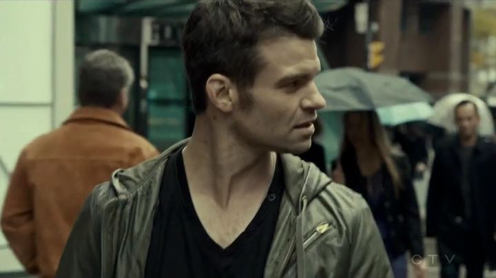 VampireDiariesWorld_dot_nl-SavingHope3x14-645.jpg