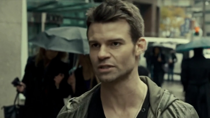VampireDiariesWorld_dot_nl-SavingHope3x14-648.jpg