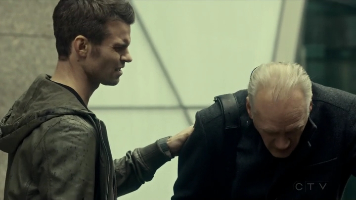 VampireDiariesWorld_dot_nl-SavingHope3x14-656.jpg
