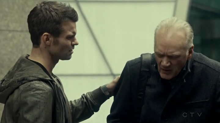 VampireDiariesWorld_dot_nl-SavingHope3x14-657.jpg