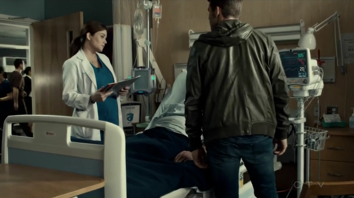 VampireDiariesWorld_dot_nl-SavingHope3x14-871.jpg
