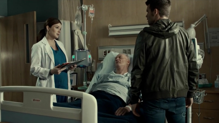 VampireDiariesWorld_dot_nl-SavingHope3x14-874.jpg