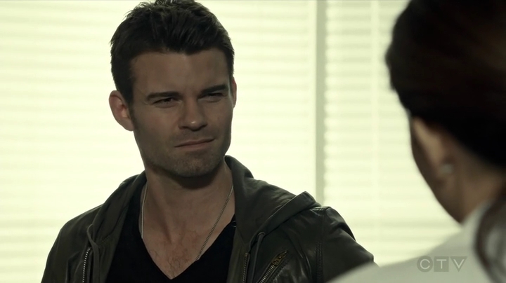VampireDiariesWorld_dot_nl-SavingHope3x14-905.jpg