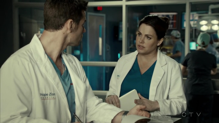 VampireDiariesWorld_dot_nl-SavingHope3x15-1038.jpg