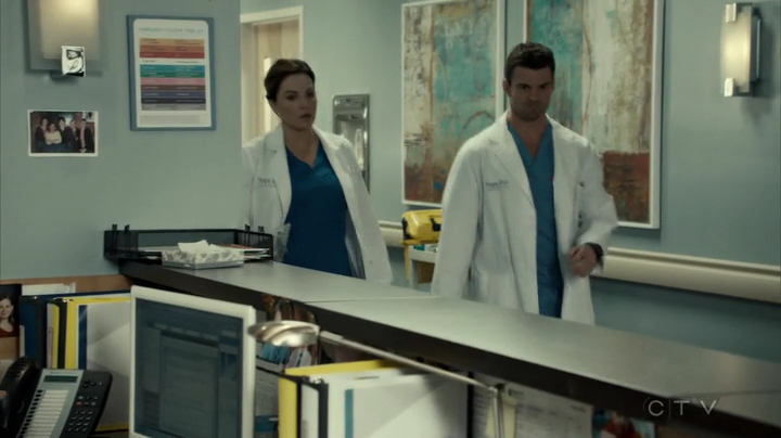 VampireDiariesWorld_dot_nl-SavingHope3x15-1095.jpg