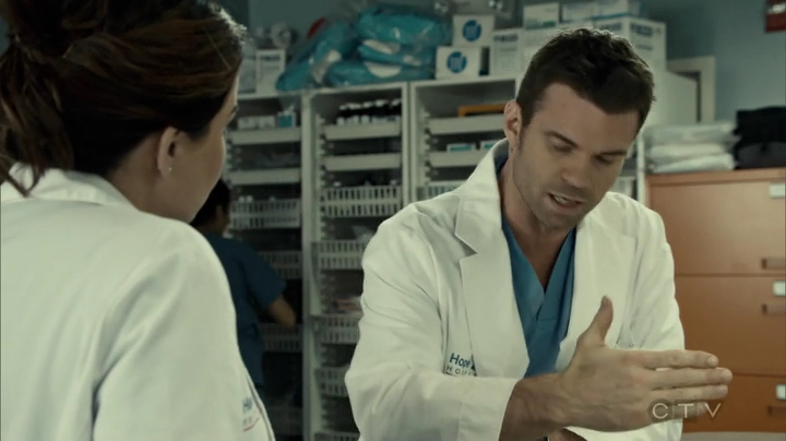 VampireDiariesWorld_dot_nl-SavingHope3x15-1101.jpg