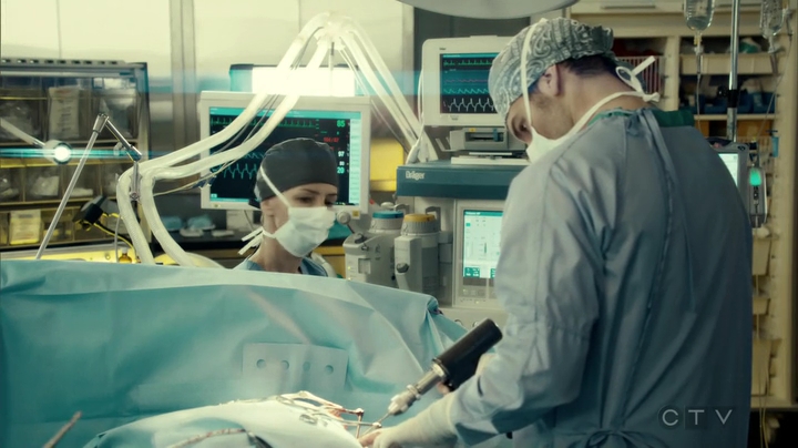 VampireDiariesWorld_dot_nl-SavingHope3x15-669.jpg