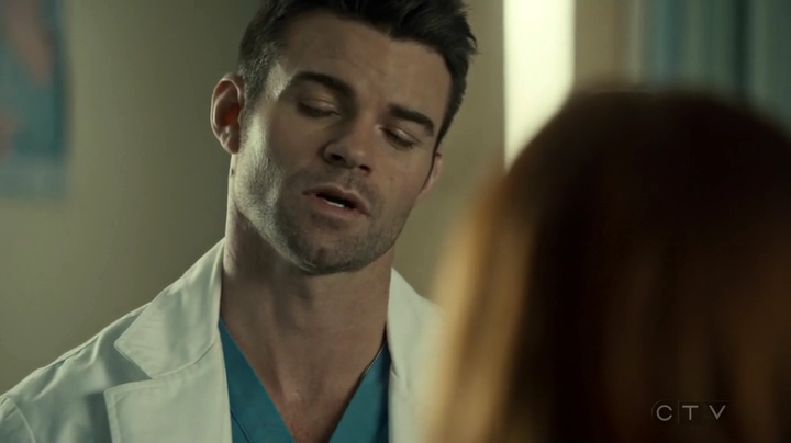 VampireDiariesWorld_dot_nl-SavingHope3x16-1395.jpg