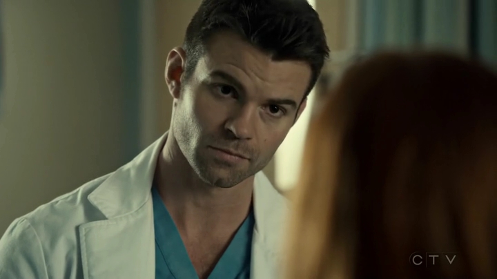 VampireDiariesWorld_dot_nl-SavingHope3x16-1402.jpg