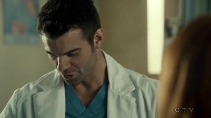 VampireDiariesWorld_dot_nl-SavingHope3x16-1430.jpg