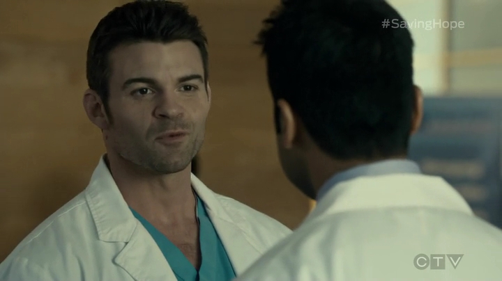 VampireDiariesWorld_dot_nl-SavingHope3x16-1580.jpg
