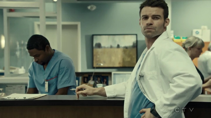 VampireDiariesWorld_dot_nl-SavingHope3x16-1647.jpg
