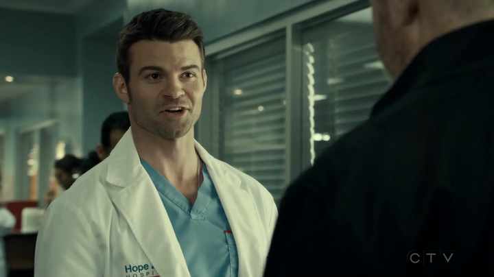 VampireDiariesWorld_dot_nl-SavingHope3x16-1664.jpg