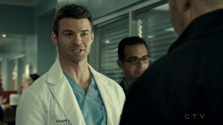 VampireDiariesWorld_dot_nl-SavingHope3x16-1665.jpg