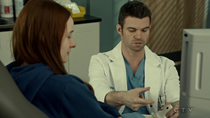VampireDiariesWorld_dot_nl-SavingHope3x16-1718.jpg